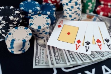 split-screen view on slotvigor showing live roulette table and football odds simultaneously